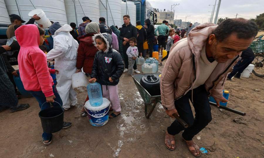 بلدية غزة تحذر من أزمة عطش كبيرة بسبب الاستهداف الإسرائيلي لمصادر المياه- (صور)