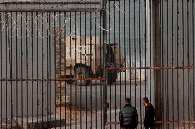 صحيفة فرنسية: هكذا تستعد مصر لتدفق اللاجئين الفلسطينيين