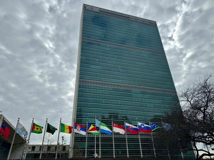 الجمعية العامة للأمم المتحدة تستجوب أمريكا بشأن استخدام الفيتو ضد مشروع القرار الجزائري الداعي لوقف إطلاق النار في غزة – (فيديوهات)