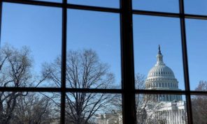 الكونغرس الأمريكي يبحث مشروع قانون لتجنب الإغلاق الجزئي للحكومة