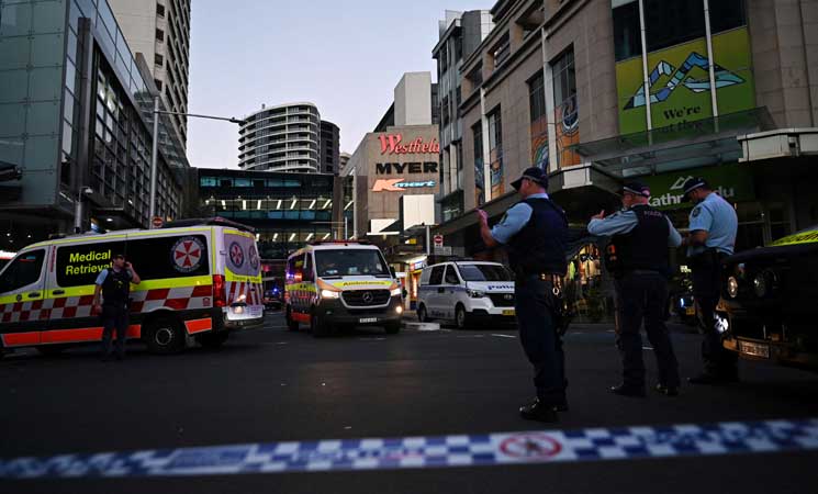 الشرطة الأسترالية تؤكد تعرض أشخاص عدة للطعن في مركز تجاري في سيدني- (صور وفيديو)