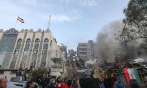 الرئيس الإيراني يؤكد أن استهداف قنصلية بلاده في دمشق “لن يمرّ من دون رد”