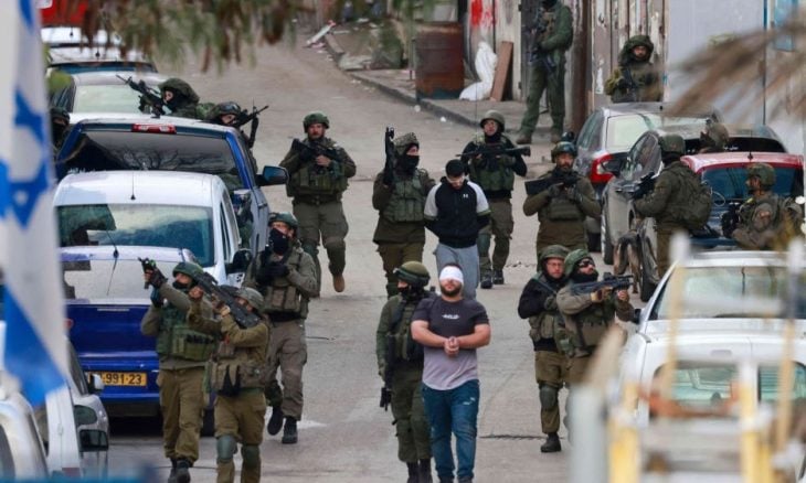 جيش الاحتلال يقتحم مدنا بالضفة ويعتقل فلسطينيين