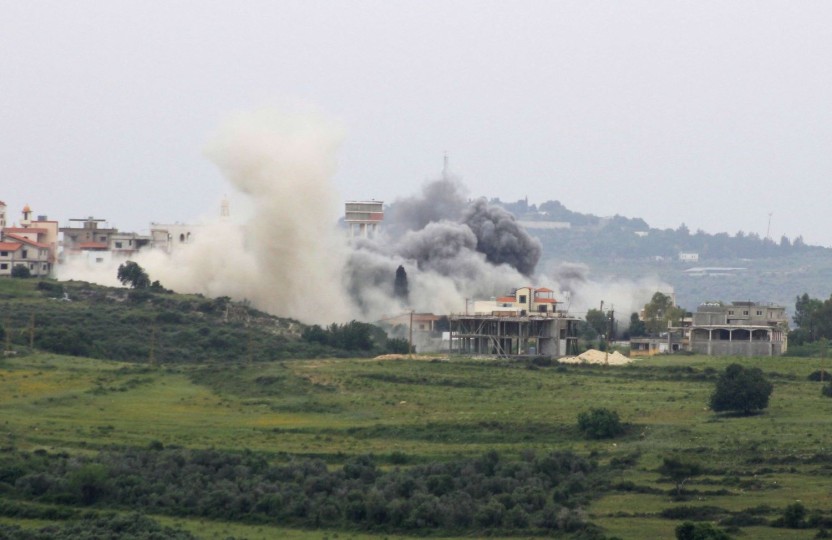 استشهاد 3 لبنانيين في قصف جوي إسرائيلي على قرى جنوبية