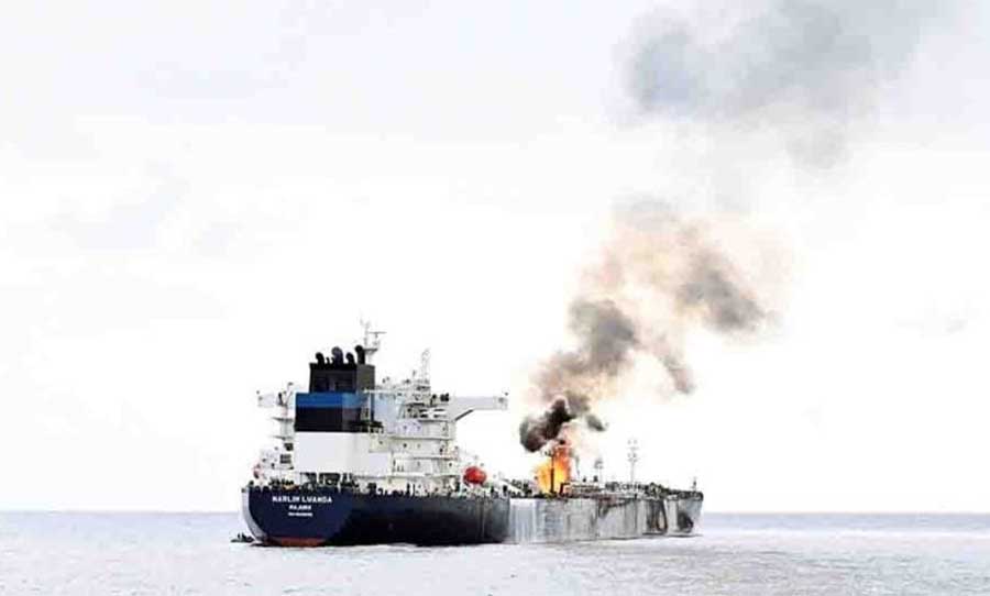 حادثان قبالة اليمن وجيبوتي والحوثيون يتوعدون باستهداف سفن الدول الداعمة لجرائم إسرائيل