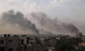 ليلة عنيفة في رفح.. إسرائيل تتقدم بمحور فيلادلفيا واستشهاد 16 فلسطينيا في قصف استهدف مجددا خيام النازحين- (فيديوهات)