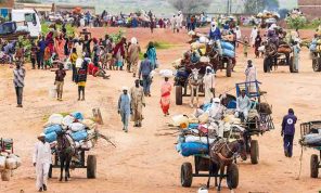 حرب السودان: مدنيون يفرون من ويلات الحرب إلى جحيم النزوح