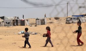 أزمة الغذاء تتعمق في قطاع غزة.. و3.500 طفل معرّضون للموت جوعاً