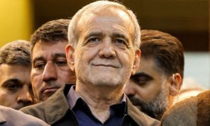 الرئيس الإيراني المنتخب بزشكيان يرفض الضغوط الأمريكية ويشيد بروسيا والصين