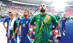 كيف هوى منتخب إيطاليا إلى دول العالم الثالث كرويا؟