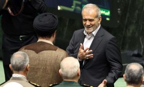 أكاديمي إسرائيلي: أمر ما يدفع إيران للتريث في الرد.. لكنها ربما تخدع تل أبيب ولن تتنازل عن الانتقام
