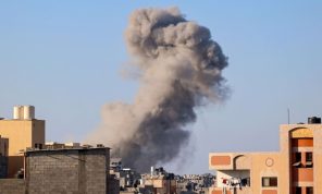 غزة.. استشهاد 4 وإصابة آخرين في قصف إسرائيلي استهدف 3 منازل 