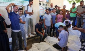 غزة.. استشهاد 4 فلسطينيين في قصف جوي إسرائيلي استهدف منزلا
