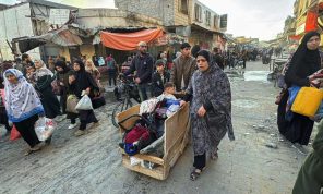 مفوض الأونروا: فلسطينيو شمال غزة ينتظرون الموت بأي لحظة- (تدوينة)