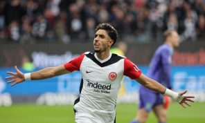  ترشيح المصري مرموش لجائزة لاعب الشهر في “بوندسيلغا”