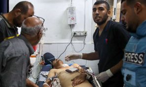 مقررو الأمم المتحدة يدعون إسرائيل لإجلاء الصحافي فادي الوحيدي من غزة
