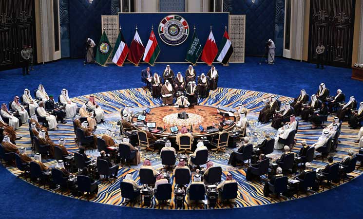 القمة الخليجية تدعو لوقف الإبادة الإسرائيلية في غزة وتتضامن مع لبنان وتتجنب طرح موضوع سوريا- (فيديو)