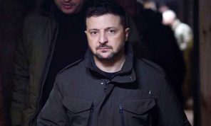 زيلينسكي: روسيا هاجمت أوكرانيا بنحو 630 قنبلة جوية موجهة و550 طائرة مسيرة الأسبوع الماضي- (فيديو)