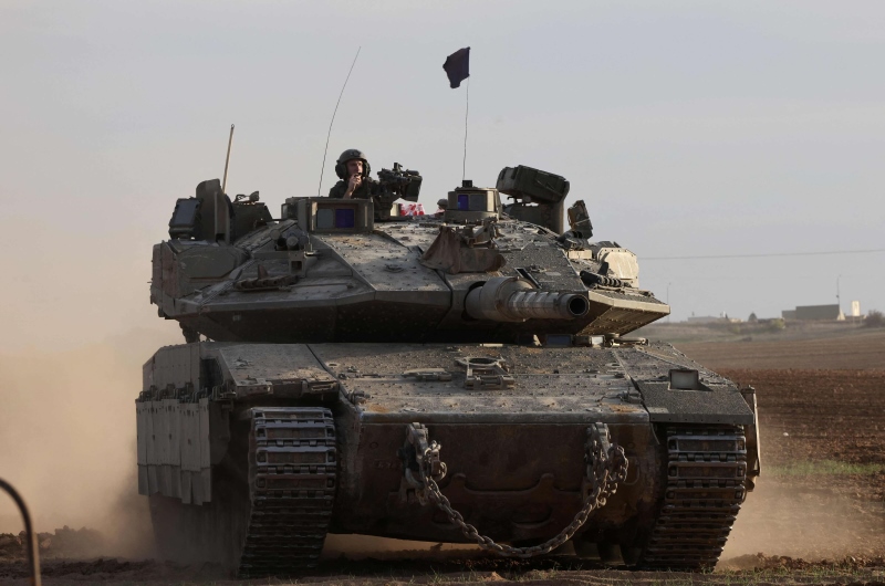 بهجوم مركب.. مقاوم من “القسام” يفجر نفسه بقوة إسرائيلية شمالي غزة