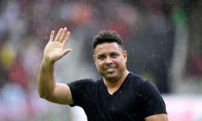 رونالدو يطمح لرئاسة الاتحاد البرازيلي لكرة القدم
