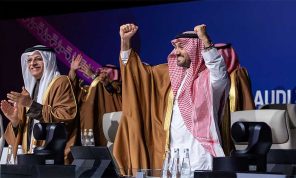 كيف فازت السعودية بتنظيم كأس العالم بهذه السهولة؟