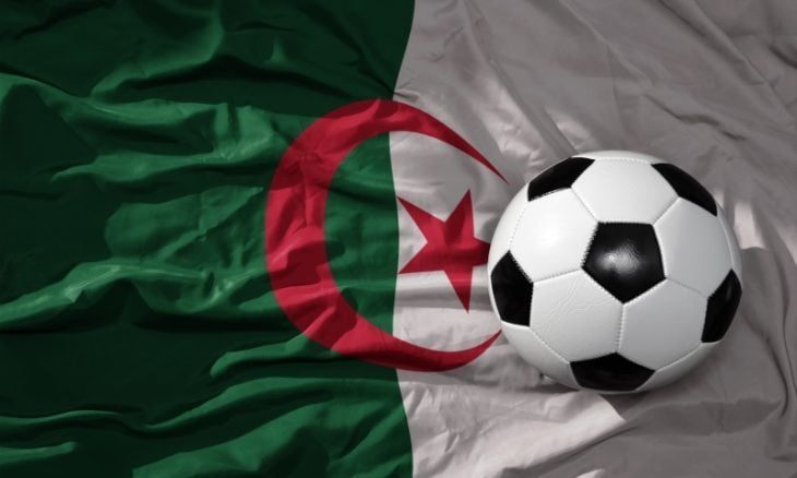 استقالة مدرب اتحاد خنشلة الجزائري هربا من غضب الجماهير