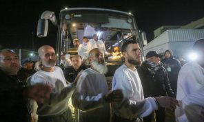 أبرز قادة “القسام” المفرج عنهم بالدفعة السابعة من تبادل الأسرى