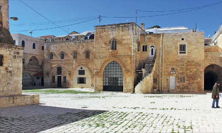 مسؤول فلسطيني: الاحتلال يستهدف الوجود المسيحي في القدس