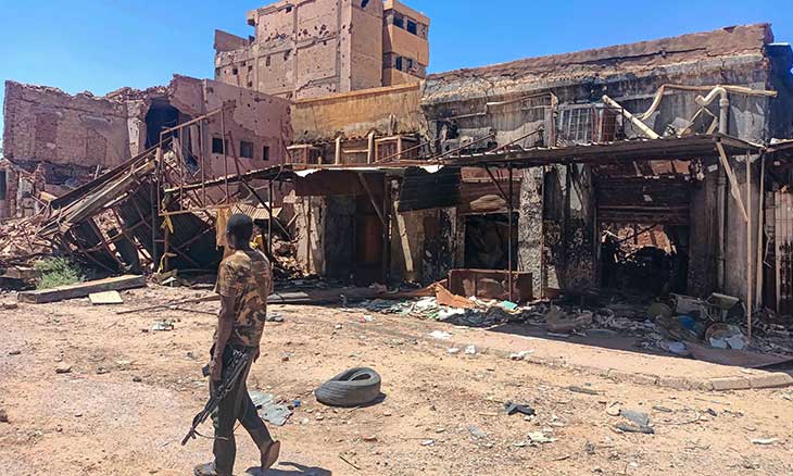 الجيش يتقدم جنوب الخرطوم… ويتحدث عن اقتتال داخلي بين قوات «حميدتي»
