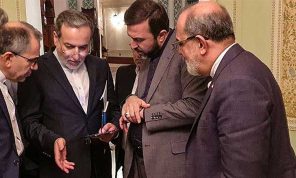 المفاوضات الإيرانية – الأمريكية: عراقجي وجه إيران الجديدة