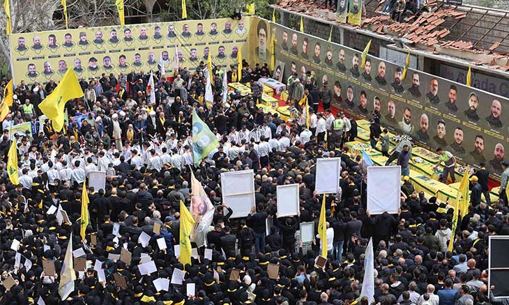 إسرائيل تدعي استهداف قائد مدفعية «حزب الله» وسيارة في بيت ليف جنوب لبنان