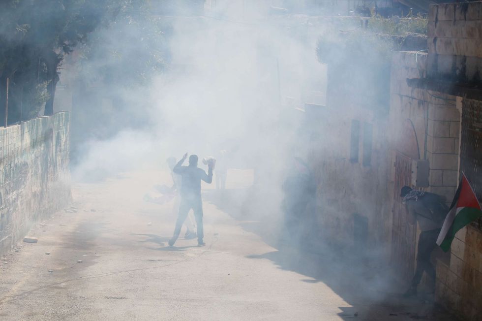 الضفة.. مستوطنون إسرائيليون يعتدون على 3 فلسطينيين ضربًا شمال نابلس- (فيديو)