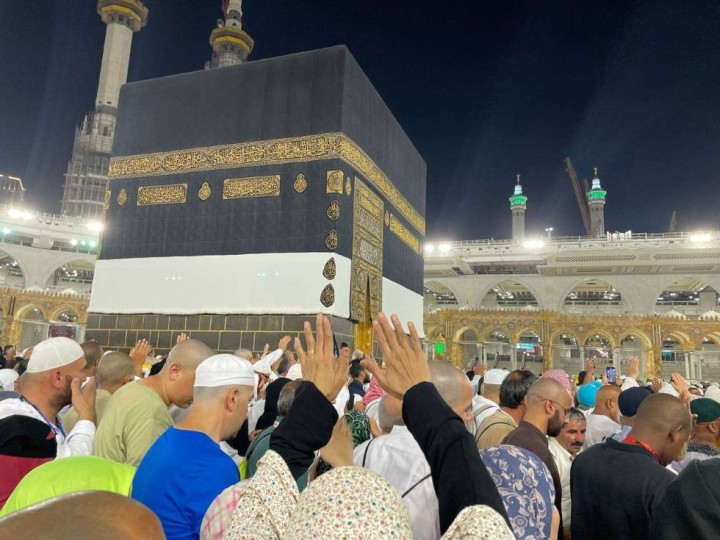 السعودية: تأشيرات الزيارة بجميع أنواعها لا تخول حاملها أداء فريضة الحج