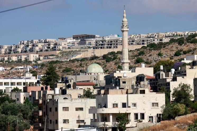 إسرائيل تهدد بضمّ مستوطنات الضفة وغور الأردن حال الاعتراف بفلسطين