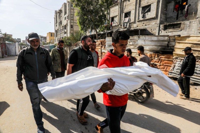 إبادة مستمرة.. استشهاد 13 فلسطينيا بقصف إسرائيلي على غزة- (فيديو)