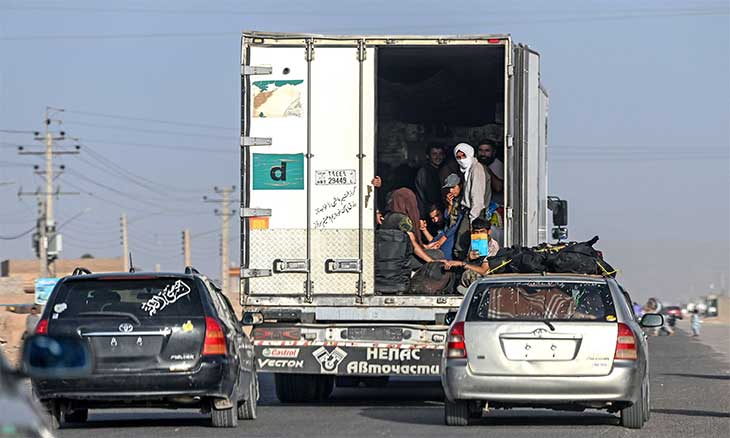 ترامب يتوعّد بقصف إيران مجدداً… وبزشكيان: ردّنا منع حرباً في الإقليم