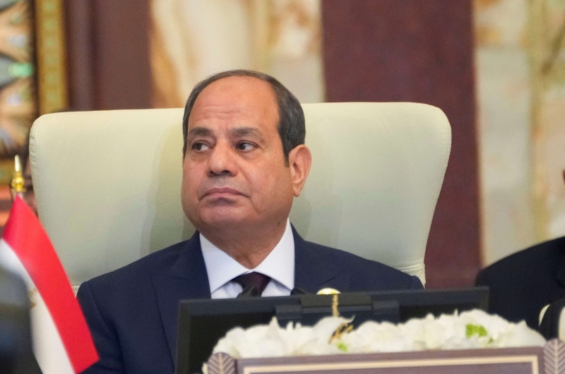 إعلامي مصري موالٍ للسلطة يطالب بتعديل الدستور لاستمرار السيسي بعد 2030