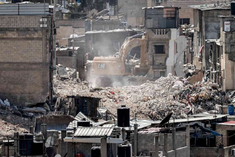 مسؤول فلسطيني: جيش الاحتلال الإسرائيلي يواصل هدم المباني في مخيم طولكرم