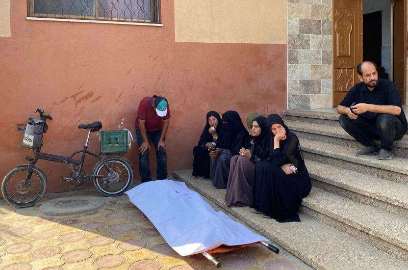 بينهم 15 سيدة و12 طفلا.. استشهاد 32 فلسطينيا بقصف إسرائيلي على غزة