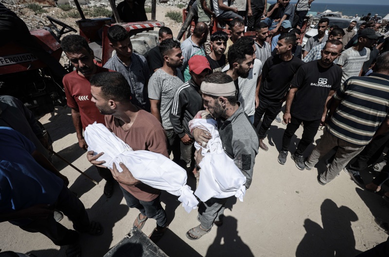 بينهم أطفال.. إسرائيل تقتل 13 فلسطينيا في غزة منذ فجر الأربعاء 