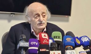 جنبلاط: واشنطن طرحت على لبنان إملاء إسرائيليا يفرض علينا الاستسلام