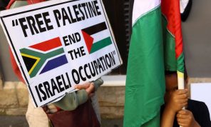 رئيس الوكالة اليهودية يلغي زيارة لجنوب إفريقيا خشية اعتقاله