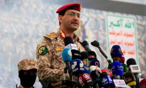 الحوثيون يعلنون استهداف النقب ومطار رامون بصاروخ باليستي ومسيّرات- (فيديو)