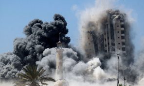 إسرائيل تبدأ باستهداف أبراج في مدينة غزة وتتوقع نزوح مليون فلسطيني نحو الجنوب