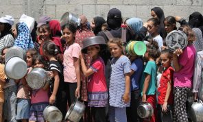غزة.. ارتفاع وفيات التجويع الإسرائيلي إلى 422 بينهم 145 طفلا 