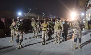 مسؤولون: مقتل 12 جنديا باكستانيا في كمين نصبه متشددون