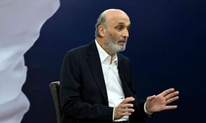 سمير جعجع: على “حزب الله” أن يتعظ من حماس ويسلّم سلاحه الى الدولة اللبنانية