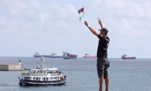 إسرائيل تحتجز 14 ناشطا ألمانيا من “أسطول الصمود” وبرلين تتابع قضيتهم دبلوماسيا