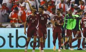 “العنابي” القطري يرفع وتيرة الاستعدادات قبل كأس العرب.. ويترقب قرعة مونديال 2026