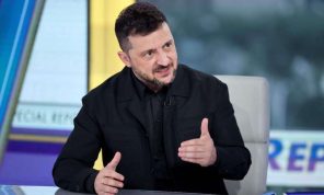 زيلينسكي يرد على انتقادات ترامب الأخيرة بالتعبير عن امتنانه له “شخصيا”